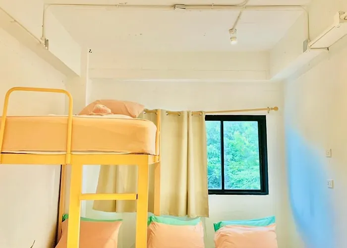 Lazy Sunday Khaosan Apartment