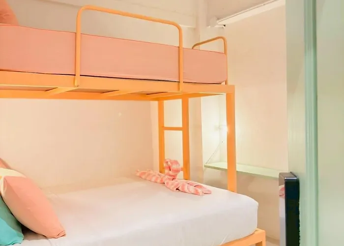 Lazy Sunday Khaosan Apartment *