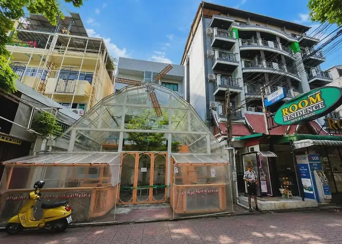 Lazy Sunday Khaosan